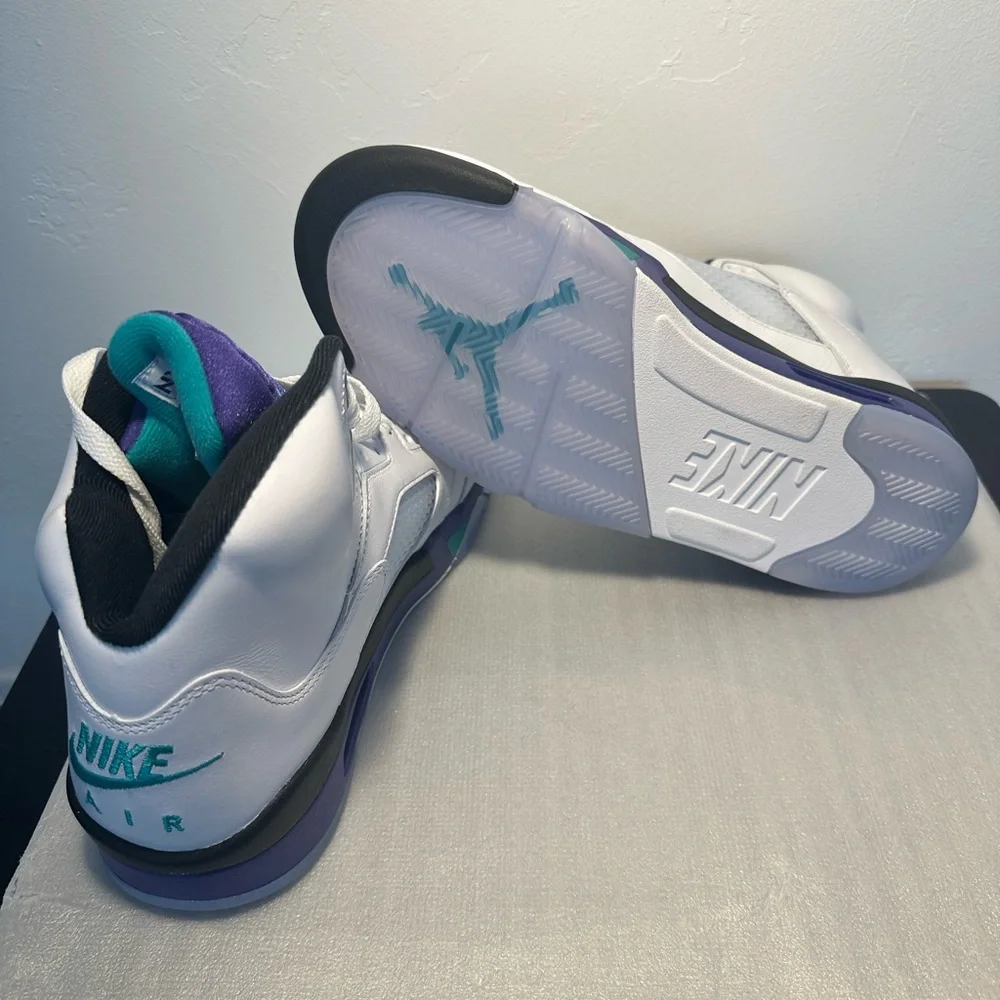 Nike reposhing this
